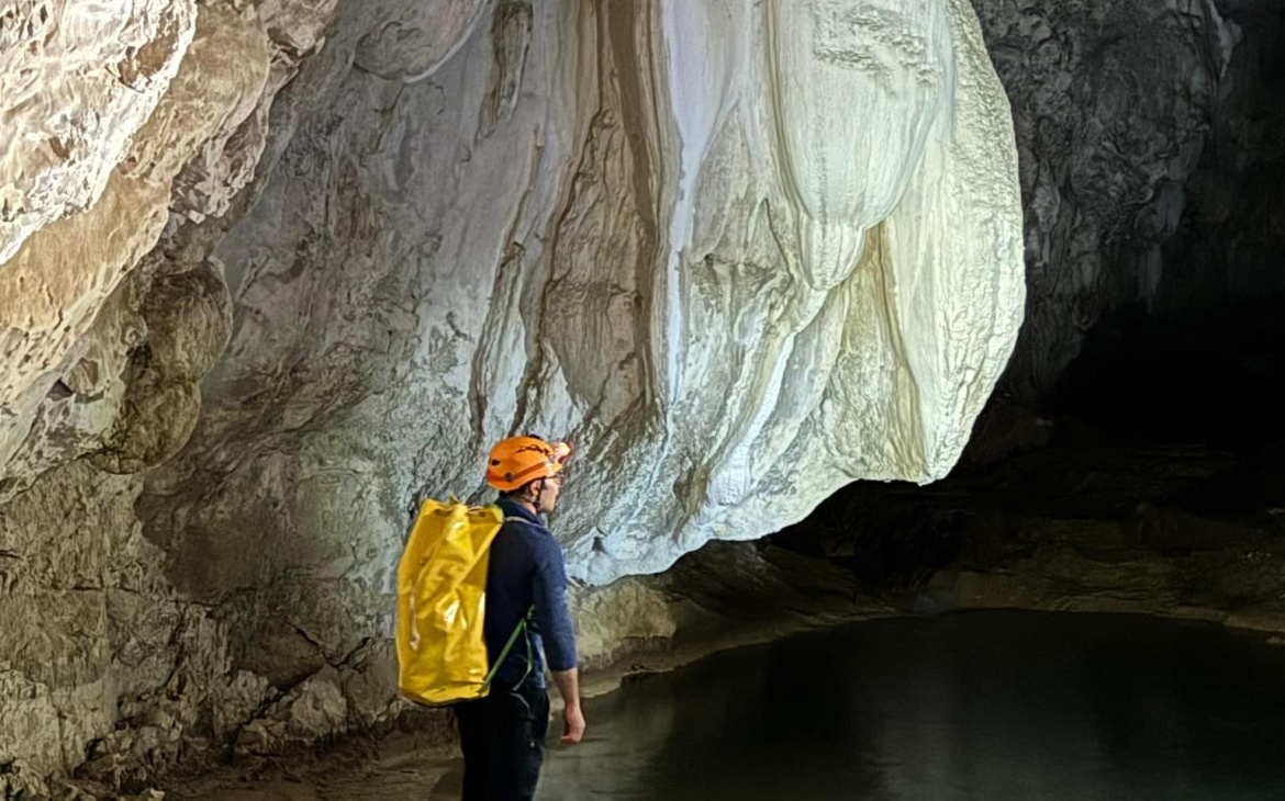 Visita alle grotte del Caliendo