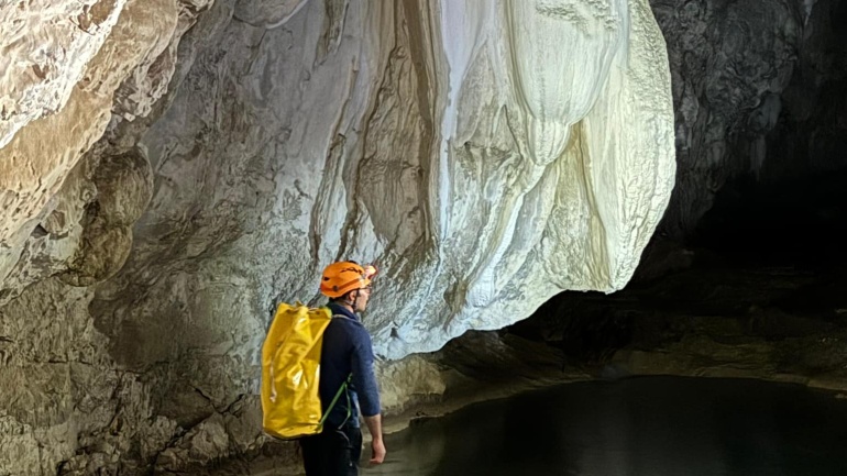 Visita alle grotte del Caliendo